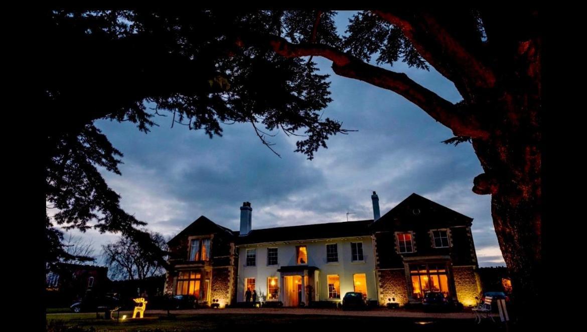 Glewstone Court Country House Hotel Ross-on-Wye Bagian luar foto